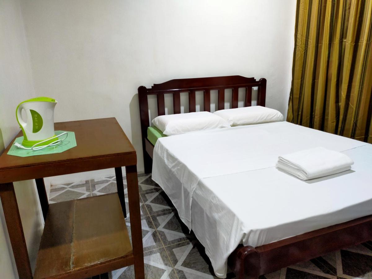 Pacifico Seaside Lodge Moalboal Kültér fotó
